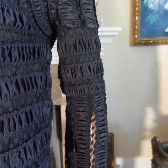 Diane von Furstenberg Black Textured Jacket & Pencil Skirt Set – Size 0/2 - Picture 9 of 16